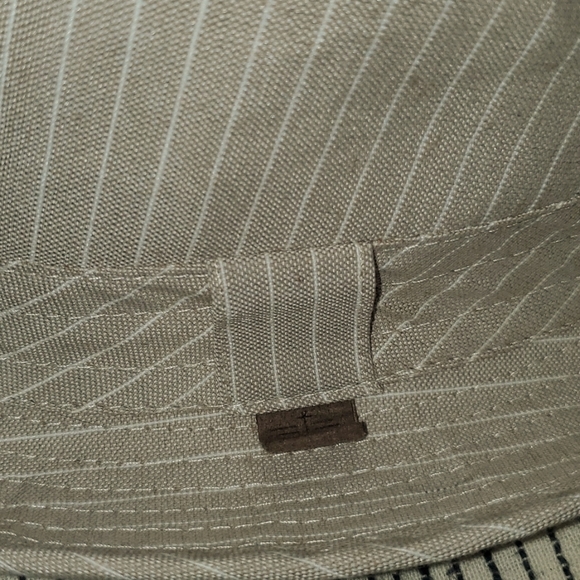 Dockers L/XL Hat - Picture 3 of 3